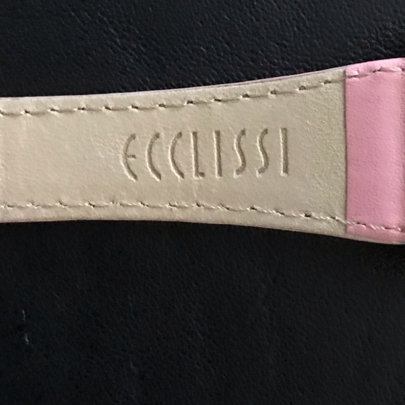 Women\'s Pink Leather Strap Watch with Gold Accents main image 4